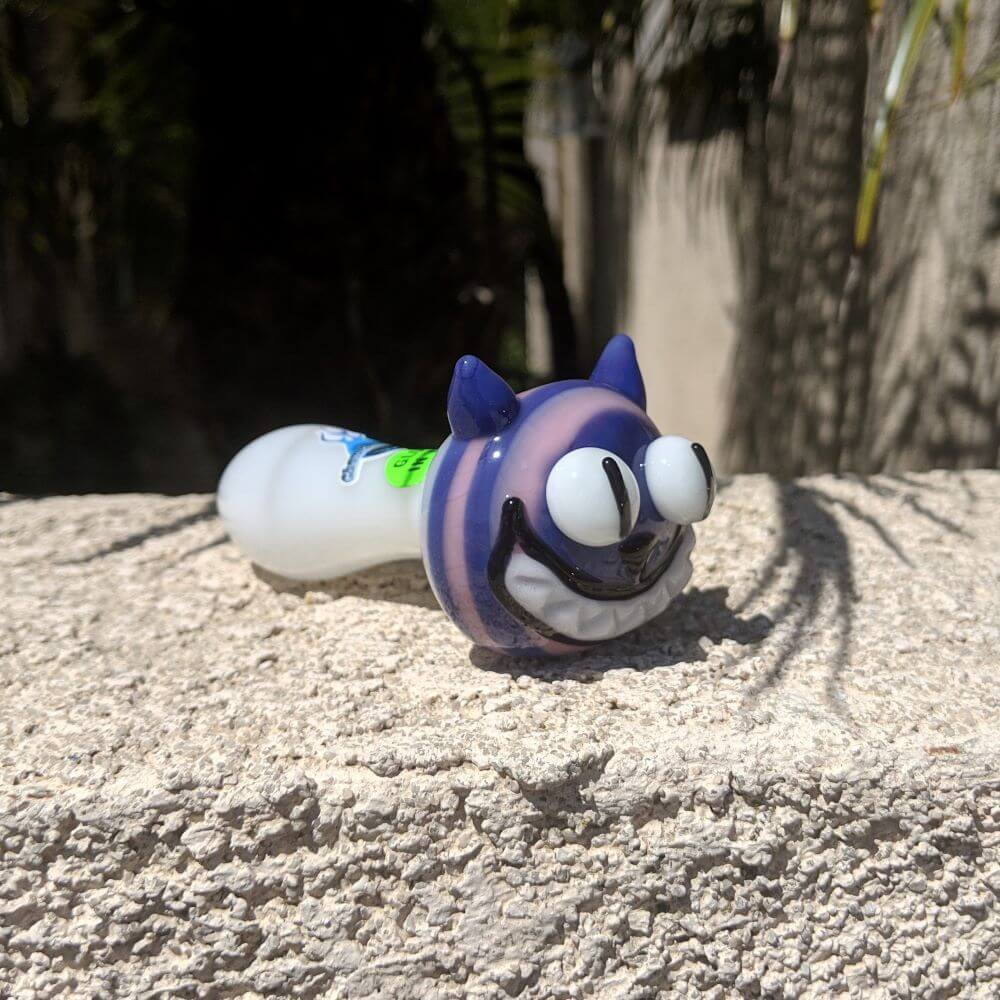 Chameleon Glass Cheshire Cat Glass Pipe - Glow in the Dark - 4