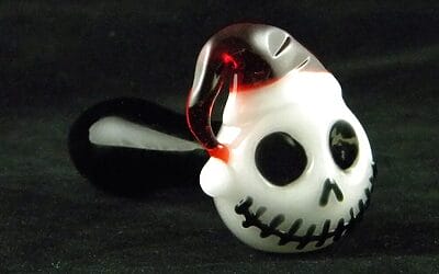 Artisan Glass Hand Pipes: Unique Designs & Smooth Hits 0 (0)